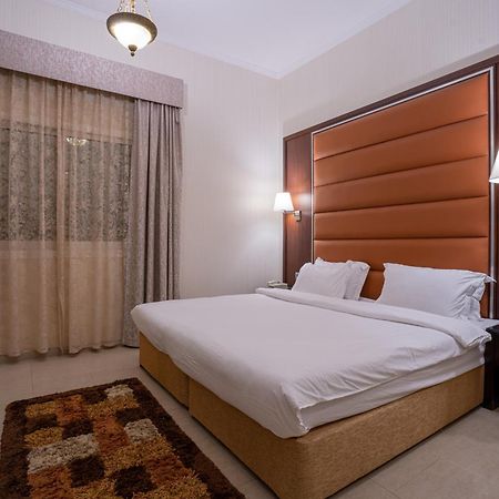 Vista City Hotel Dubai Exterior foto
